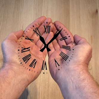 When does the relationship start? Time hands
