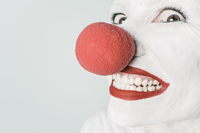 Finding Mr Huggie-Wuggie:  Acting like an idiot!  Clown face