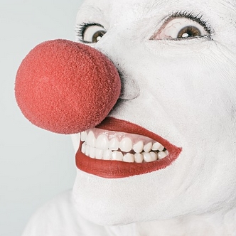 Finding Mr Huggie-Wuggie: Acting like an idiot! Clown face